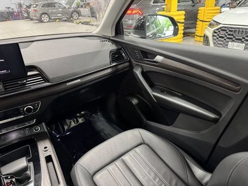 Certified 2023 Audi Q5 Premium w/ Convenience Package AWD/4WD image 15