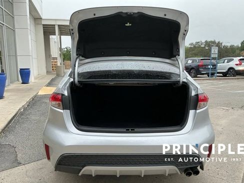 Used 2022 Toyota Corolla SE FWD image 9