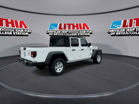 Used 2020 Jeep Gladiator Sport w/ Quick Order Package 24S AWD/4WD image 8
