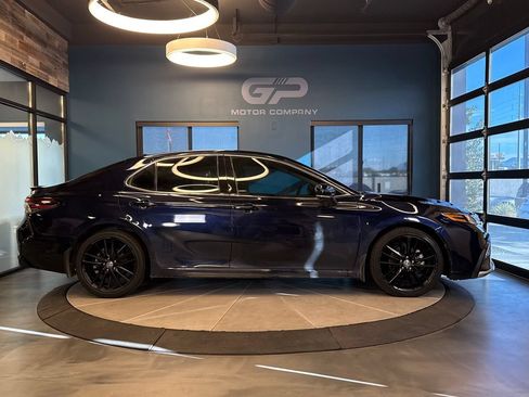 Used 2022 Toyota Camry XSE FWD image 2
