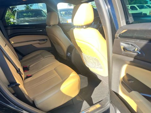 Used 2014 Cadillac SRX Luxury w/ Driver Awareness Package image 25