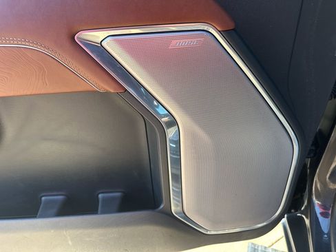 Used 2024 GMC Sierra 3500 Denali Ultimate image 16