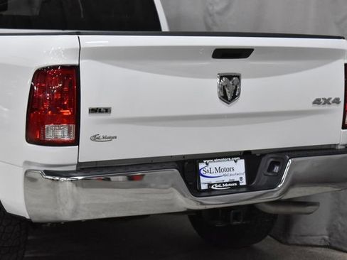 Used 2023 RAM 1500 Classic SLT w/ Protection Group AWD/4WD image 9