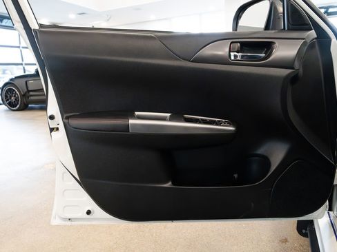 Used 2014 Subaru Impreza WRX Hatchback image 16