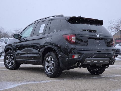 Certified 2023 Honda Passport TrailSport image 18