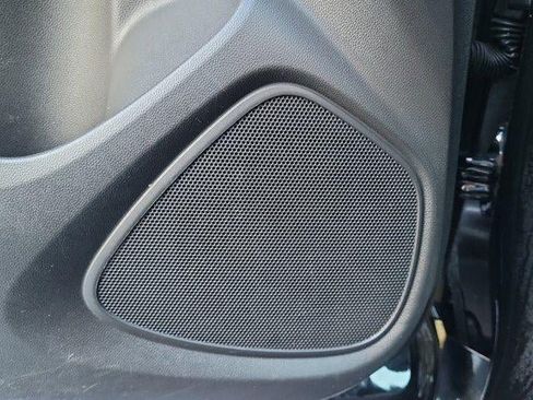 Used 2024 Buick Encore GX Sport Touring FWD image 21