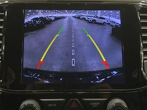 Used 2019 Jeep Grand Cherokee High Altitude image 22