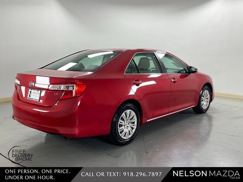 Used 2012 Toyota Camry LE image 6