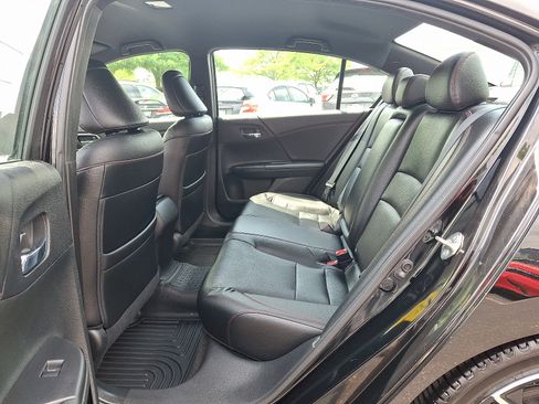 Certified 2017 Honda Accord Sport Special Edition image 10
