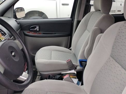 Used 2008 Chevrolet Uplander LS w/ Climate Package image 3