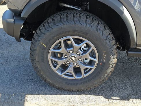 New 2025 Ford Bronco Badlands image 17