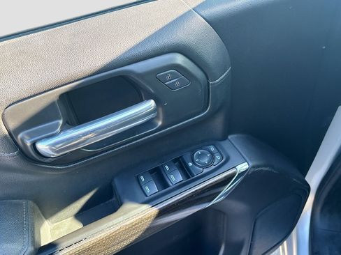 Used 2021 Chevrolet Silverado 1500 RST w/ Redline Edition image 17