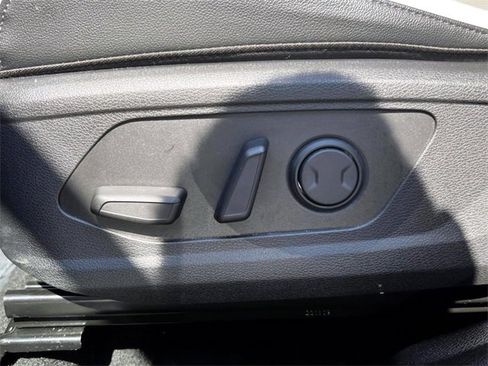Used 2024 Kia Sportage EX image 29
