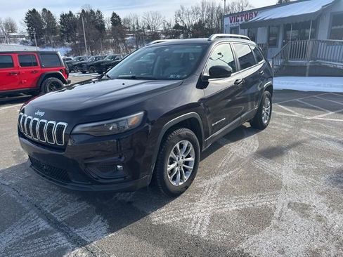 Used 2021 Jeep Cherokee Latitude Lux w/ Comfort/Convenience Group image 1