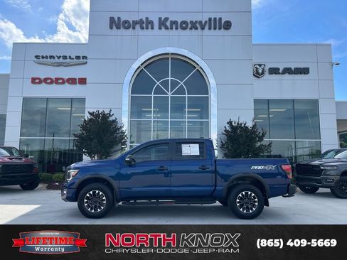 Used 2024 Nissan Titan PRO-4X w/ Pro-4x Convenience Package AWD/4WD image 2
