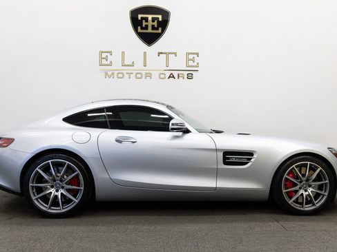 Used 2016 Mercedes-Benz AMG GT S w/ Exclusive Interior Package image 9