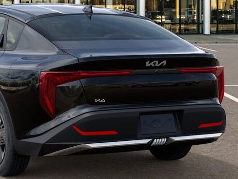 New 2026 Kia K4 LX image 13