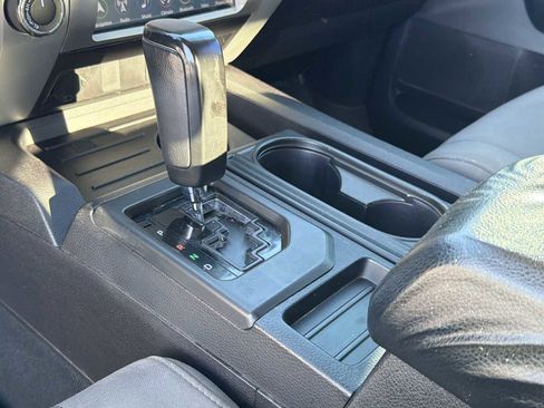 Used 2016 Toyota Tundra SR5 image 25