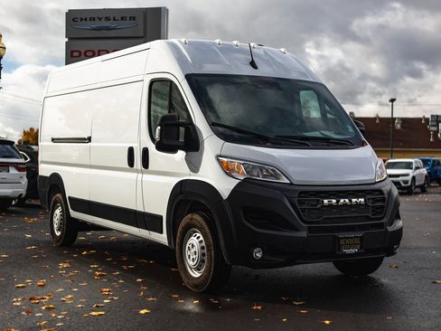 New 2026 RAM ProMaster 2500 w/ Convenience Group image 6