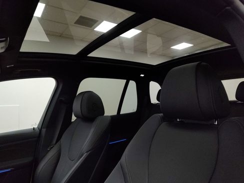 Used 2021 BMW X5 xDrive40i w/ Premium Package 2 image 14