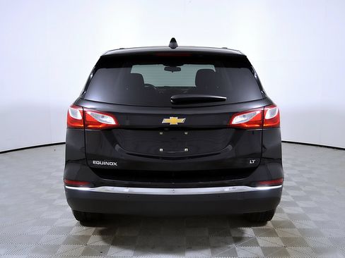Used 2018 Chevrolet Equinox LT FWD image 8