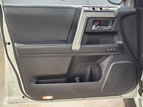 Used 2021 Toyota 4Runner Limited RWD image 20