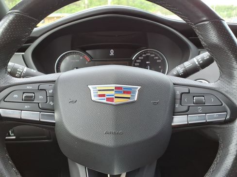 Used 2023 Cadillac XT4 Sport AWD/4WD image 15