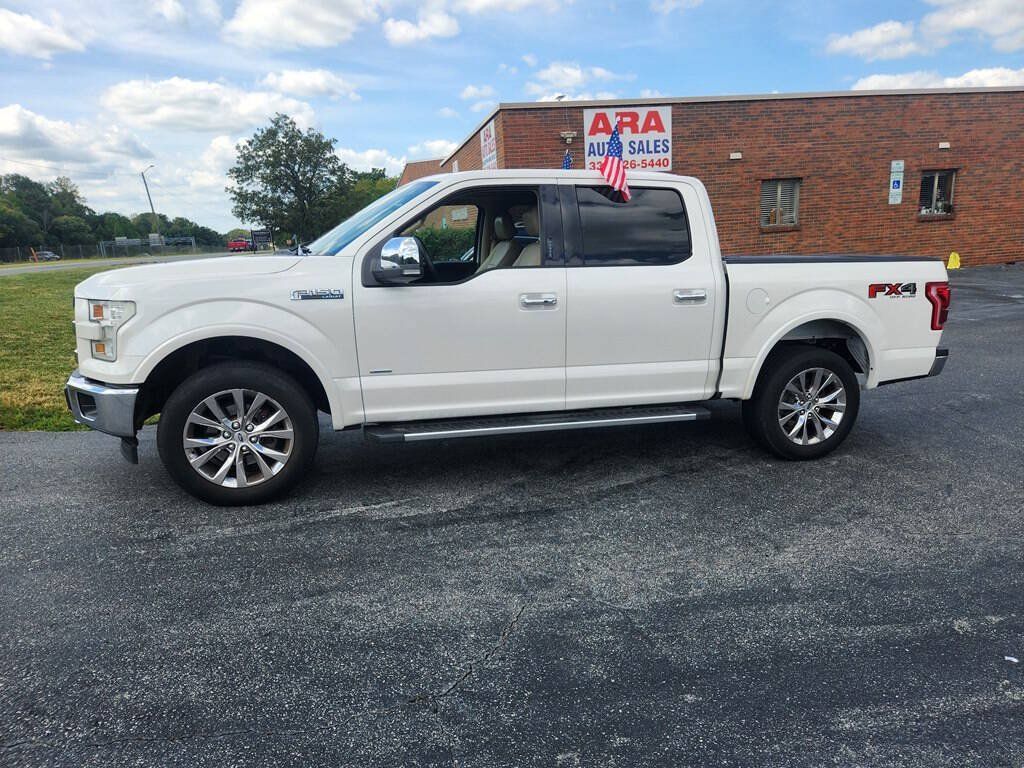 Used 2016 Ford F150 Lariat w/ Equipment Group 502A Luxury AWD/4WD image 12
