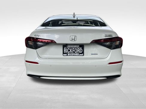 Used 2025 Honda Civic Sport Touring image 6