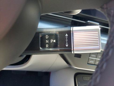 New 2024 Hyundai Kona Limited FWD image 13