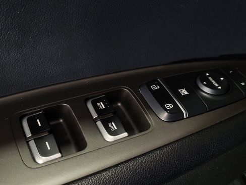 Used 2019 Kia Optima S w/ S Panoramic Sunroof Package image 27