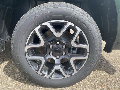 New 2026 RAM 1500 Laramie AWD/4WD image 45