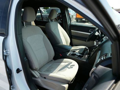 Used 2019 Ford Explorer FWD image 20