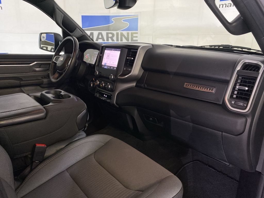 Used 2022 RAM 1500 Big Horn AWD/4WD image 33