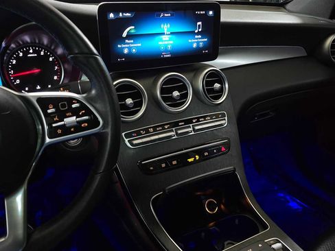 Certified 2020 Mercedes-Benz GLC 300 4MATIC image 36