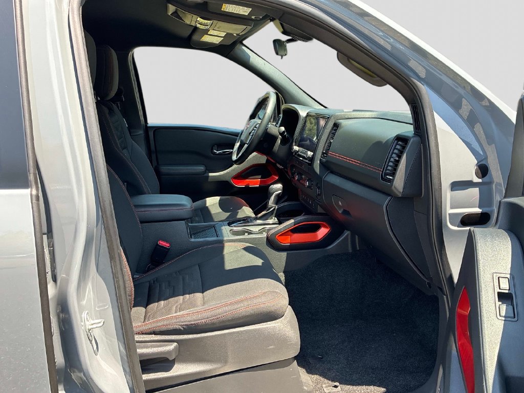 Certified 2023 Nissan Frontier PRO-4X w/ Pro Convenience Package AWD/4WD image 10