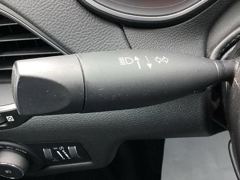Used 2021 Jeep Cherokee Trailhawk w/ Trailer Tow Group AWD/4WD image 23