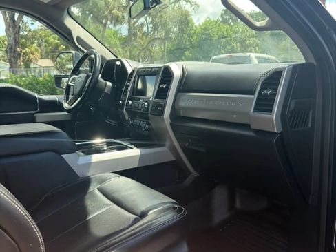 Used 2021 Ford F350 Lariat w/ Lariat Ultimate Package AWD/4WD image 9