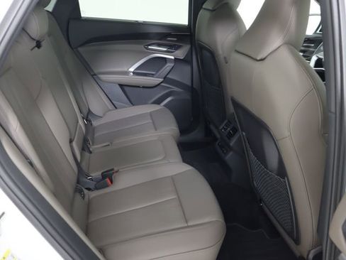 Certified 2025 Audi Q5 Prestige AWD/4WD image 14