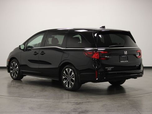 Used 2025 Honda Odyssey Elite image 6