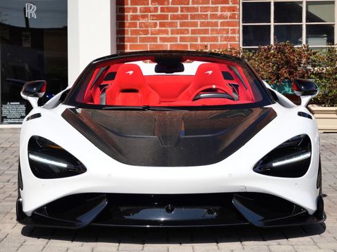 Used 2022 McLaren 765LT RWD image 2