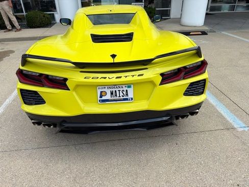 Used 2023 Chevrolet Corvette Stingray Preferred Conv w/ Z51 Performance Package RWD image 4