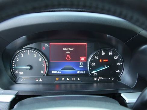 Used 2022 Ford Explorer XLT image 21