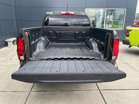 Used 2023 Chevrolet Colorado W/T image 26