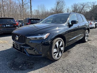 Certified 2025 Volvo XC60 T8 Plus w/ Protection Package Premier
