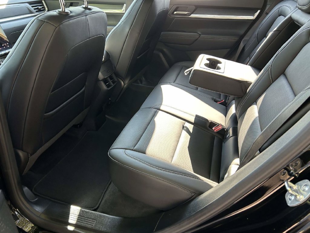 Used 2026 GMC Terrain Elevation w/ Elevation Premium Package AWD/4WD image 9