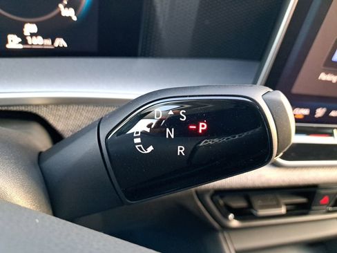 New 2025 Volkswagen Tiguan S image 22