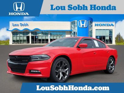 Used 2015 Dodge Charger SXT