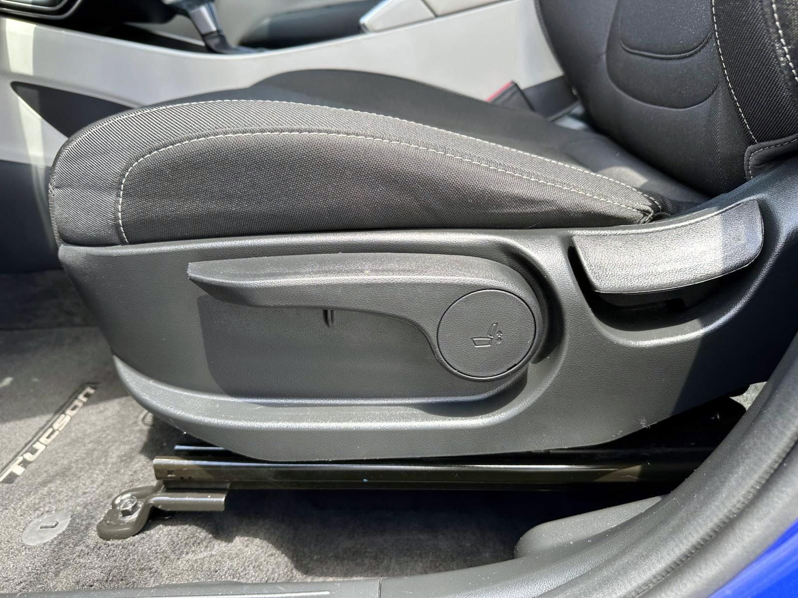 Used 2024 Hyundai Tucson SE AWD/4WD image 10