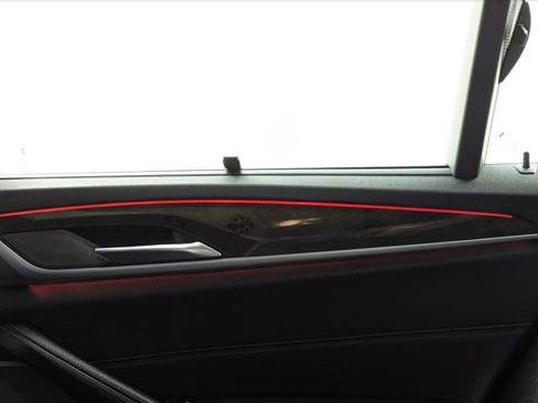 Used 2019 BMW 540i w/ Convenience Package image 31